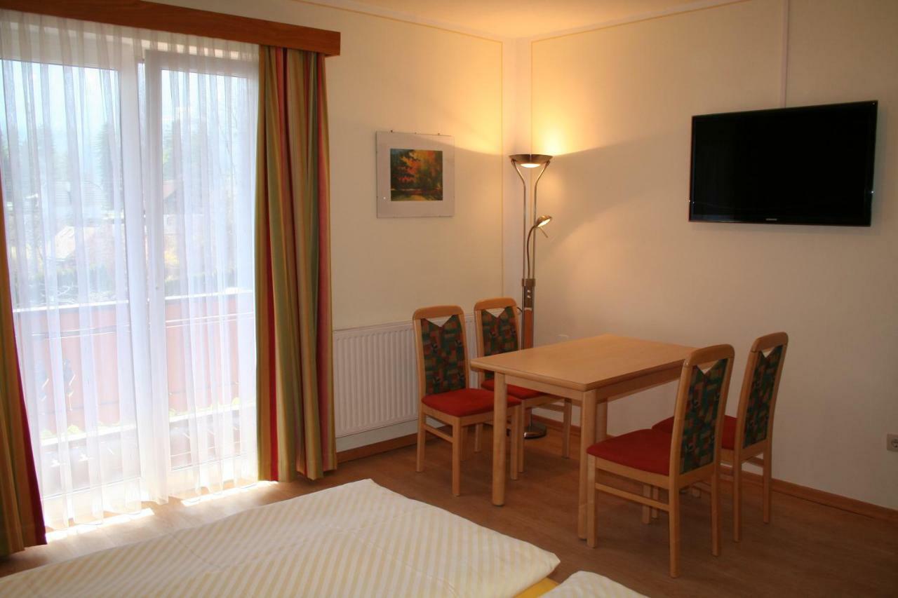 Ferienwohnung Gästehaus Sapetschnig Faak am See Exterior foto